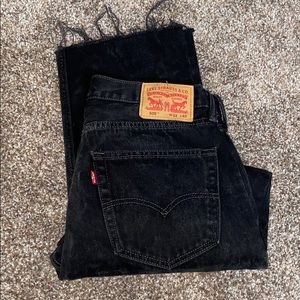 Black Levi’s jeans